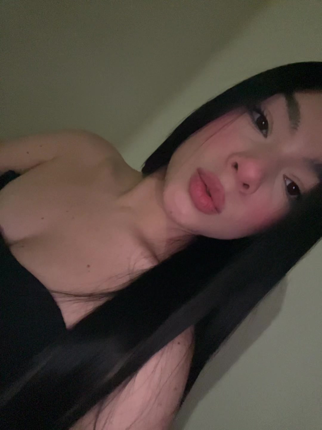 @V N