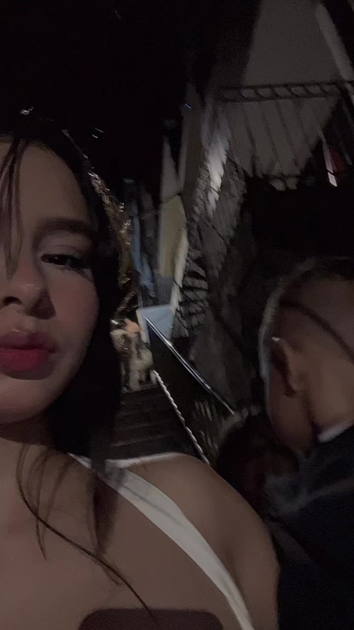 @Laly