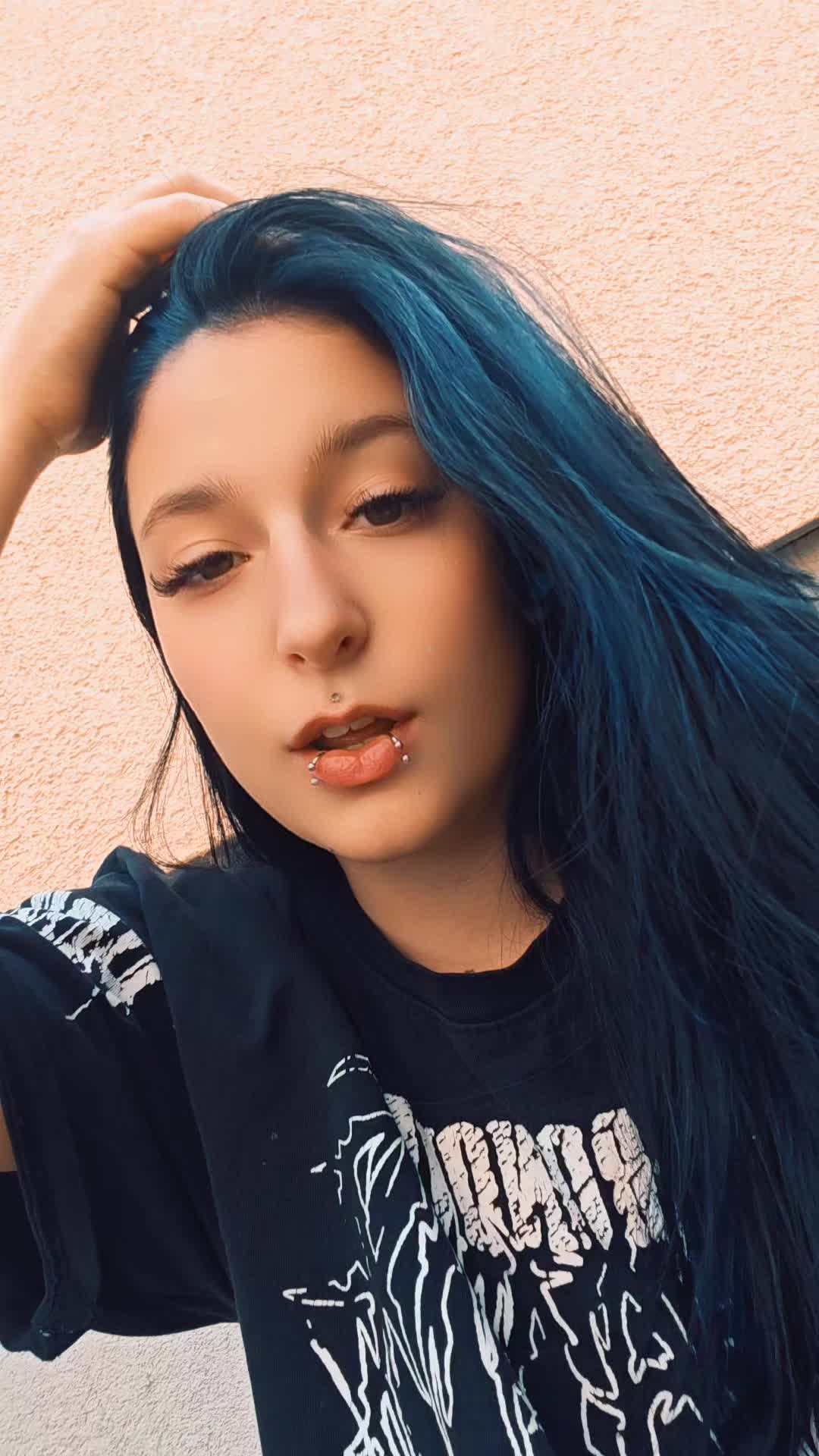 @Josi