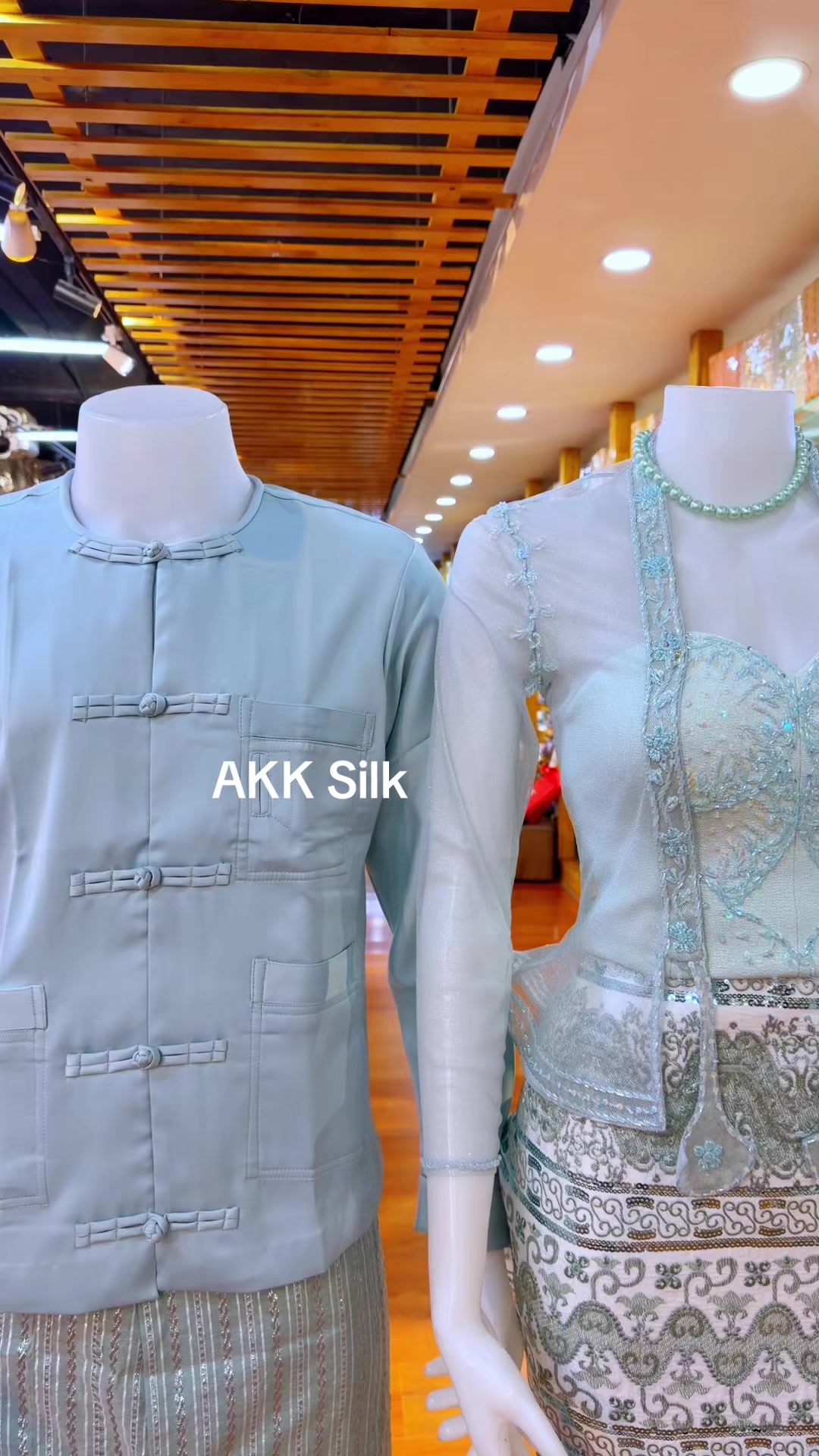 @Akk Silk (official account)