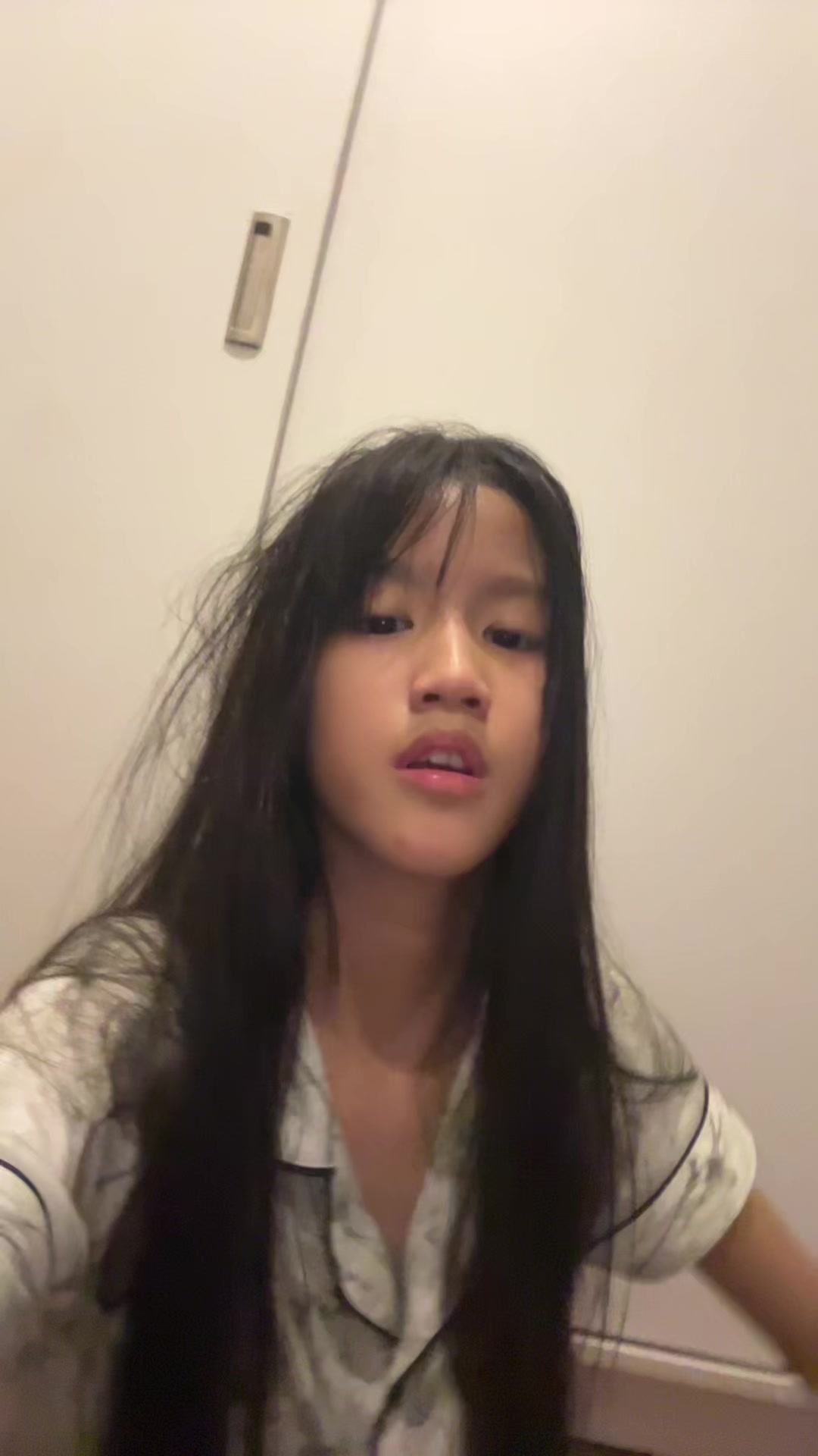 @Xhie 💋
