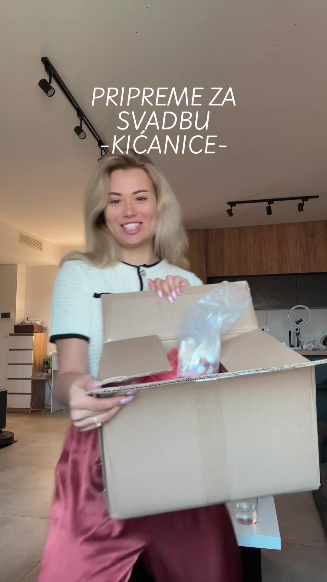 @tixyca
