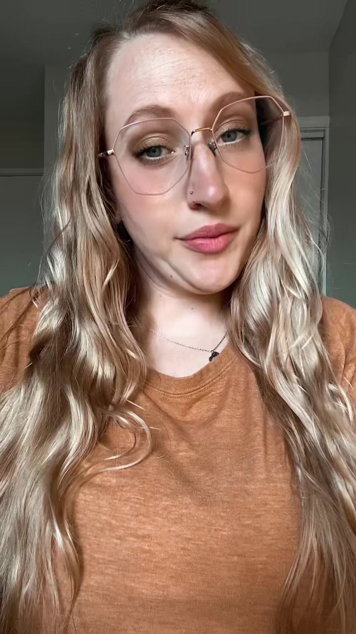 @🦩🍃✨ ♡ 𝓓𝓪𝓷𝓲 ♡ ✨🍯🦩
