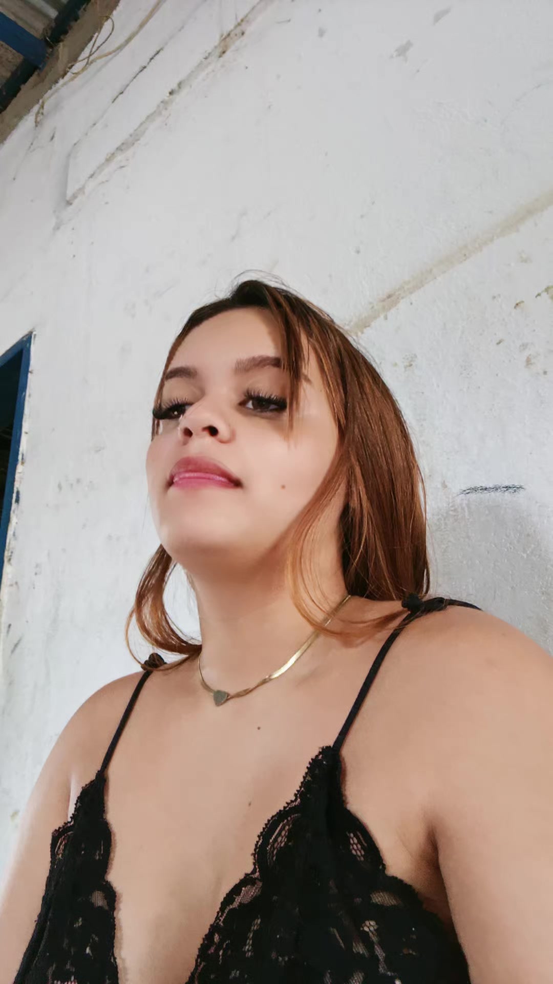 @crisurbaez
