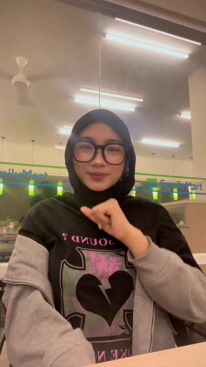 @amisyazr