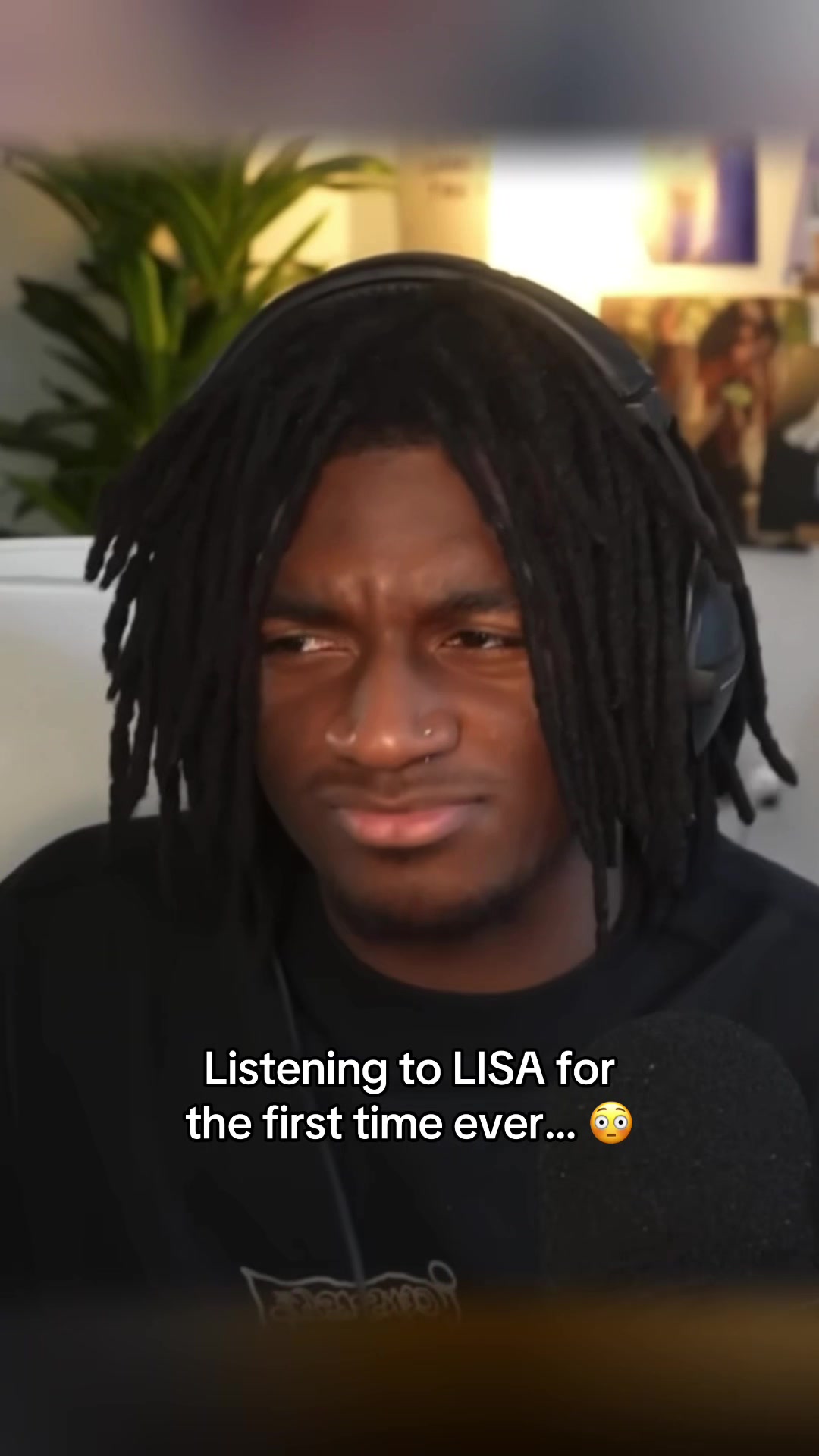 @Souvenir Reacts