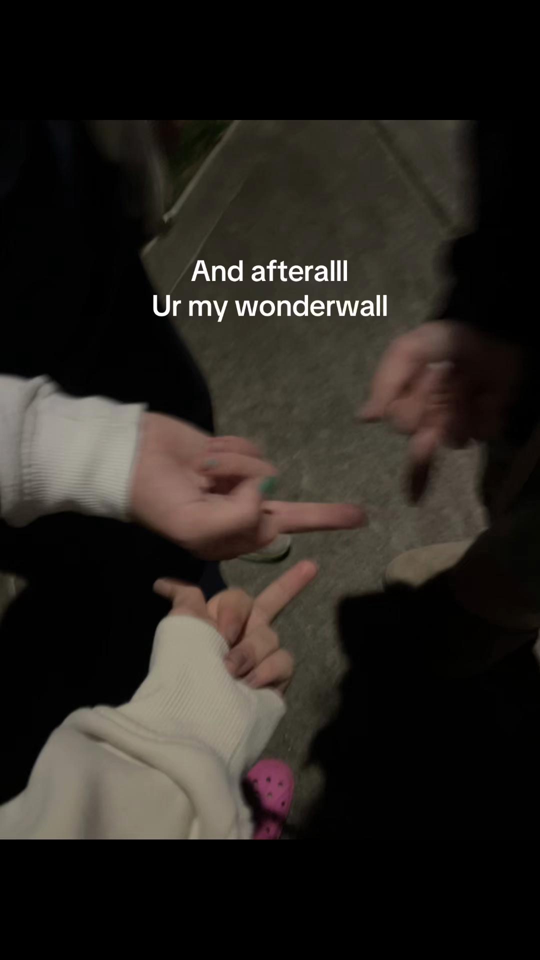 @Wh0_b3lla