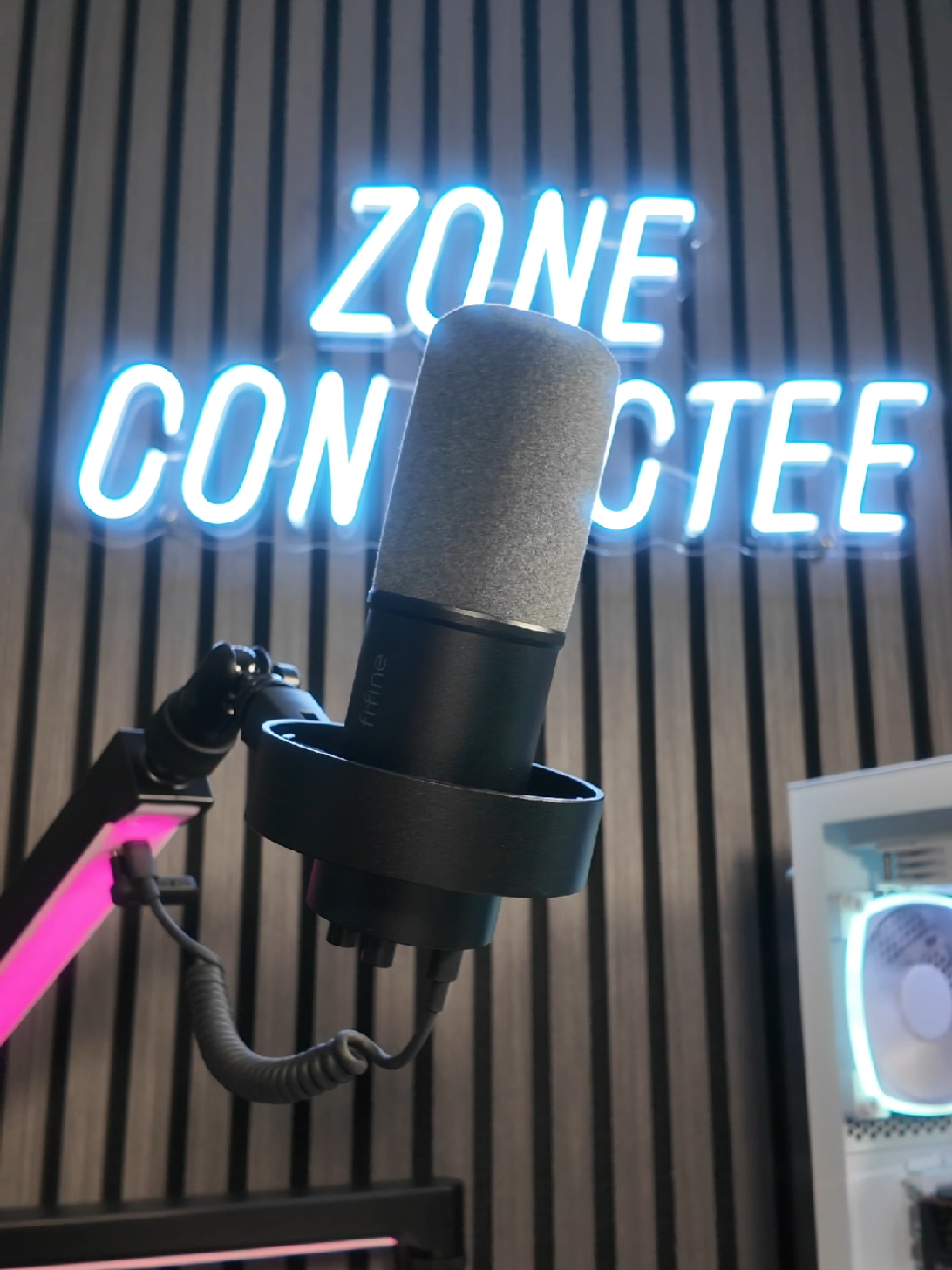 @Zone Connect&eacute;e