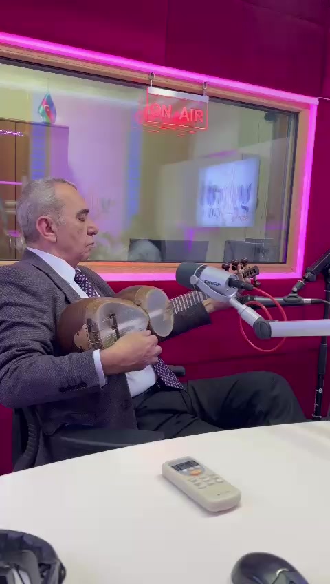 @M&ouml;hlət M&uuml;sl&uuml;mov