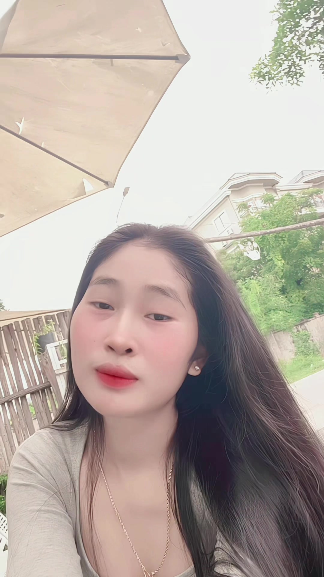 @Šëlâ __សិលា__🤍🎀 👩💻
