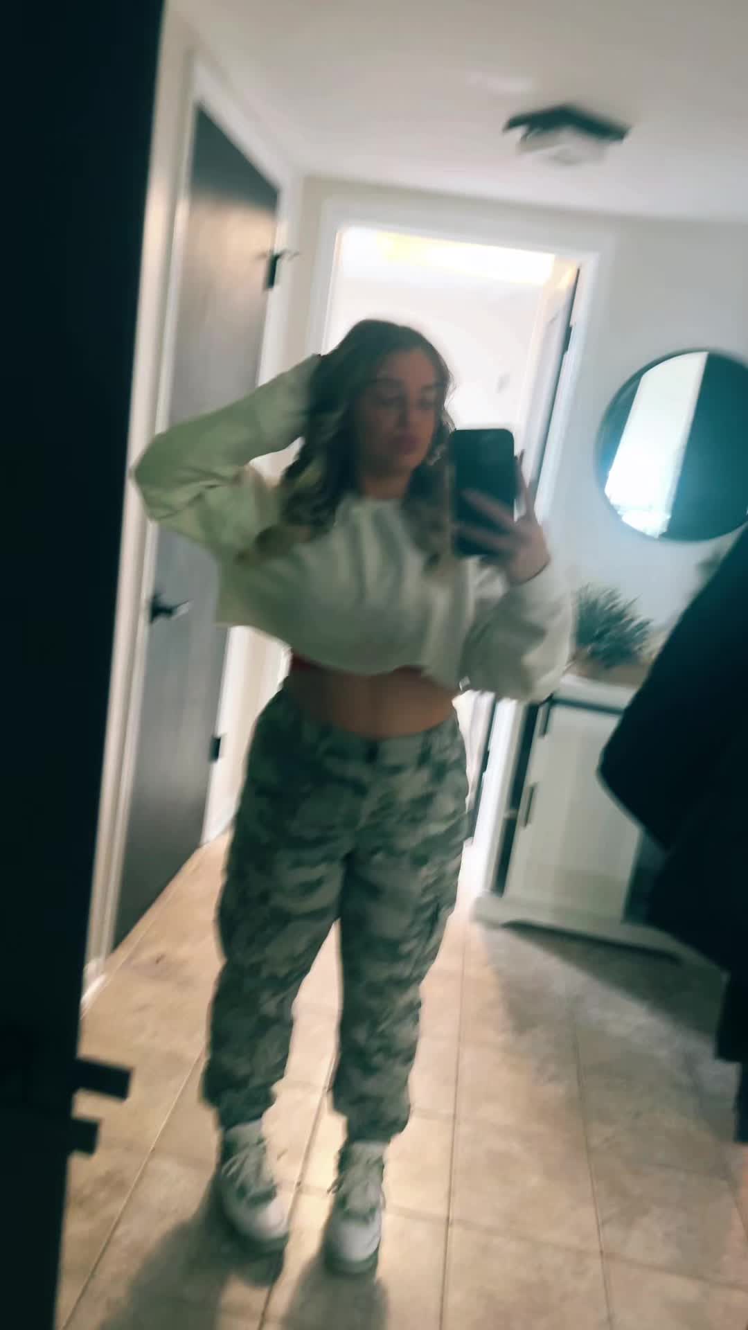 @Bella Cobani
