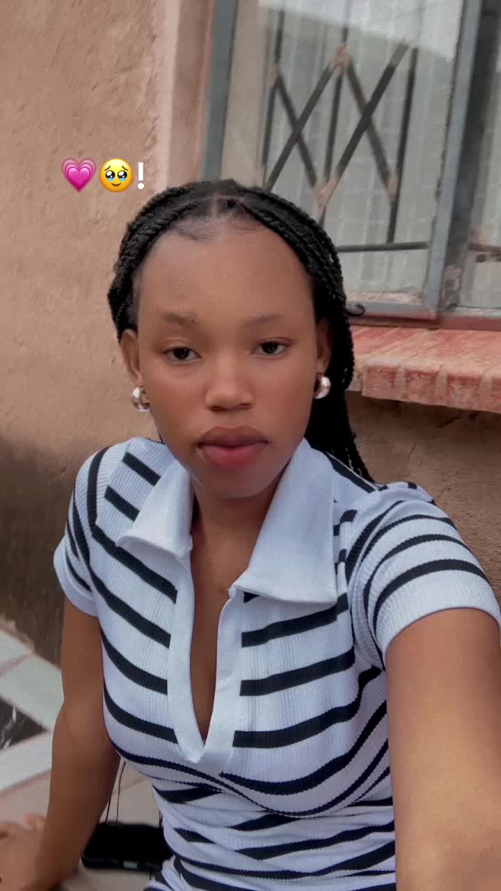 @Unathi