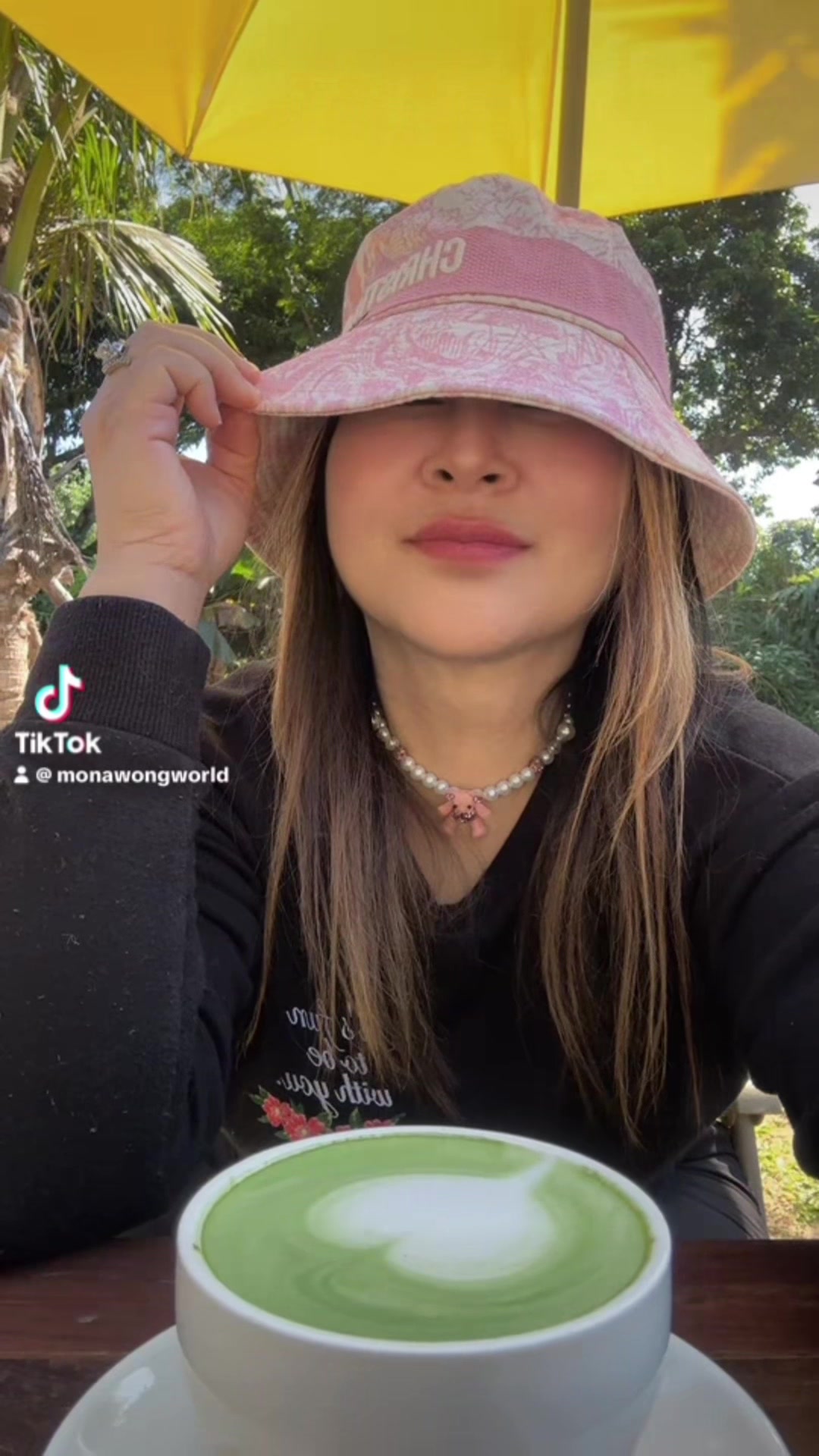 @monalaiworld