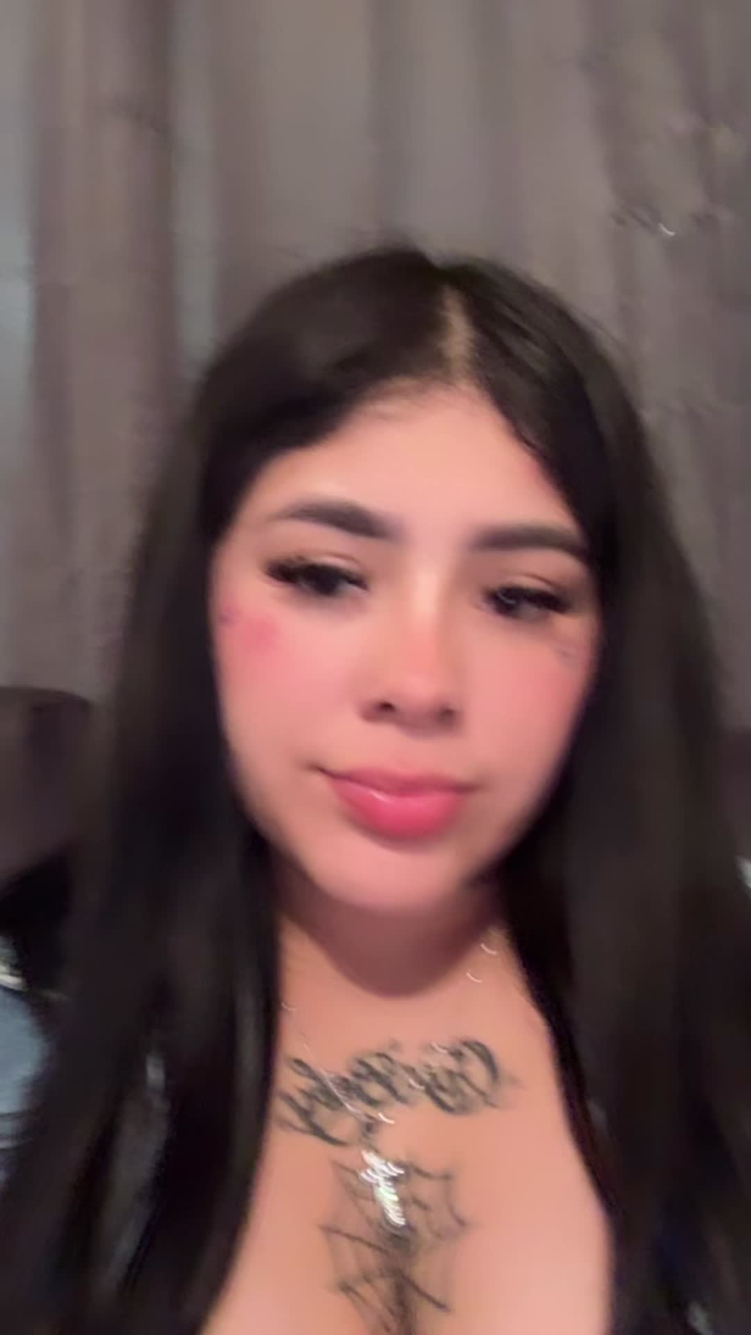 @Az๐