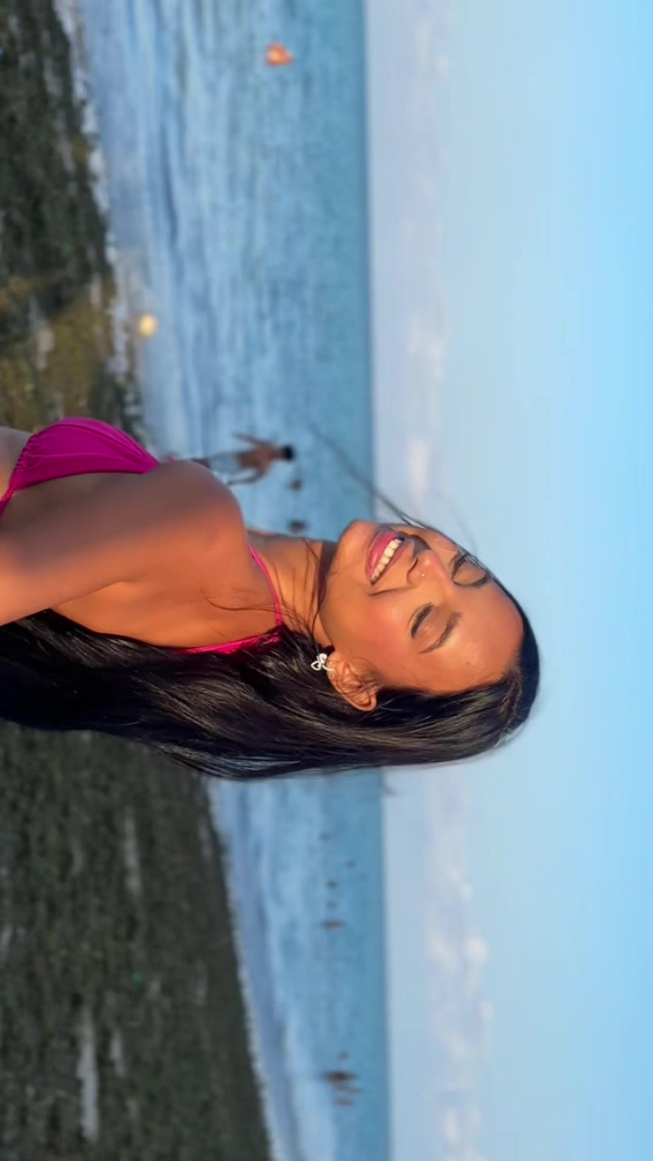 @dudassantos__