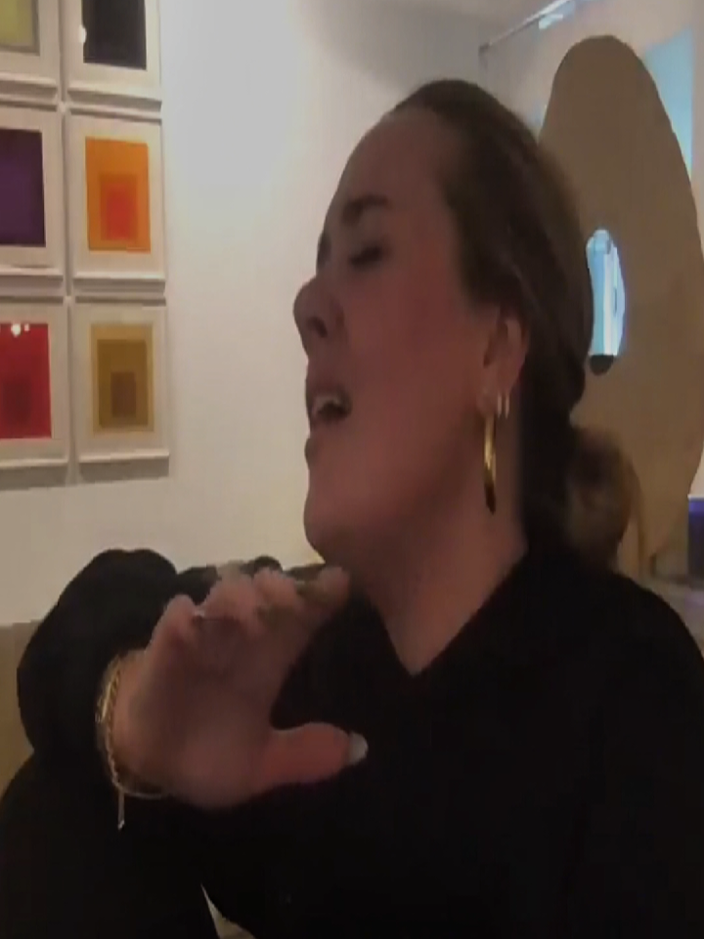 @Adele Colombia