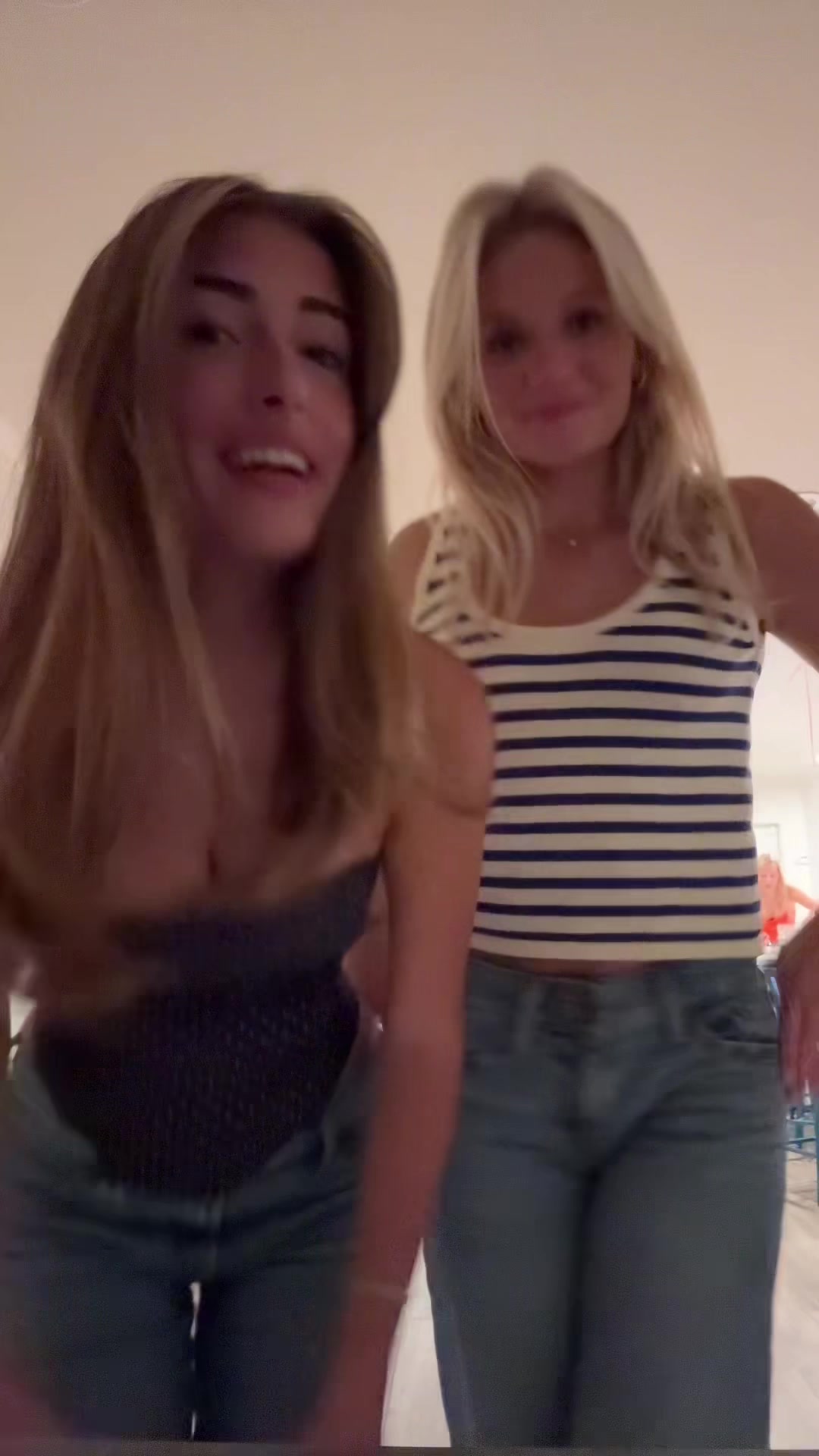 @Riley_Rudolf