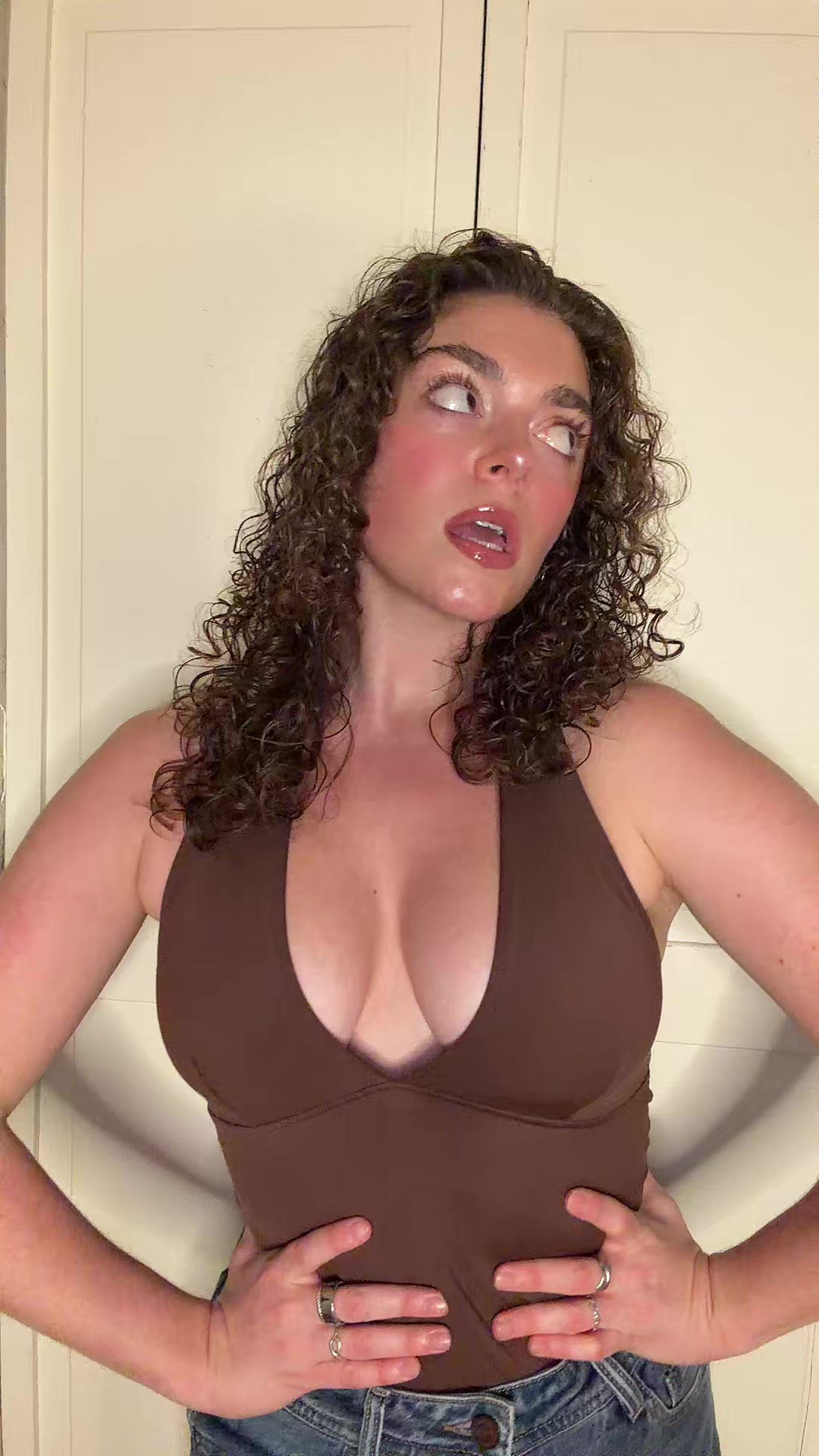 @caitlinbond5