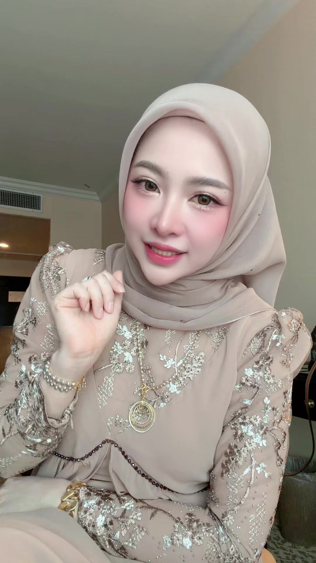 @MAALIN KOJIC
