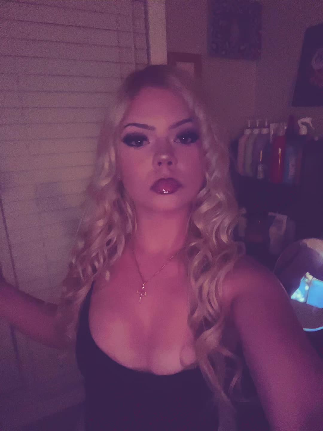 @️