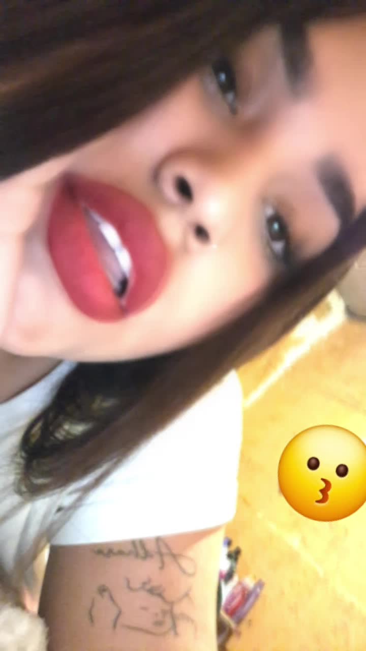 @SELENA MEL🧿