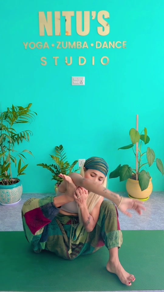@Nitu singh yoga teacher zIn