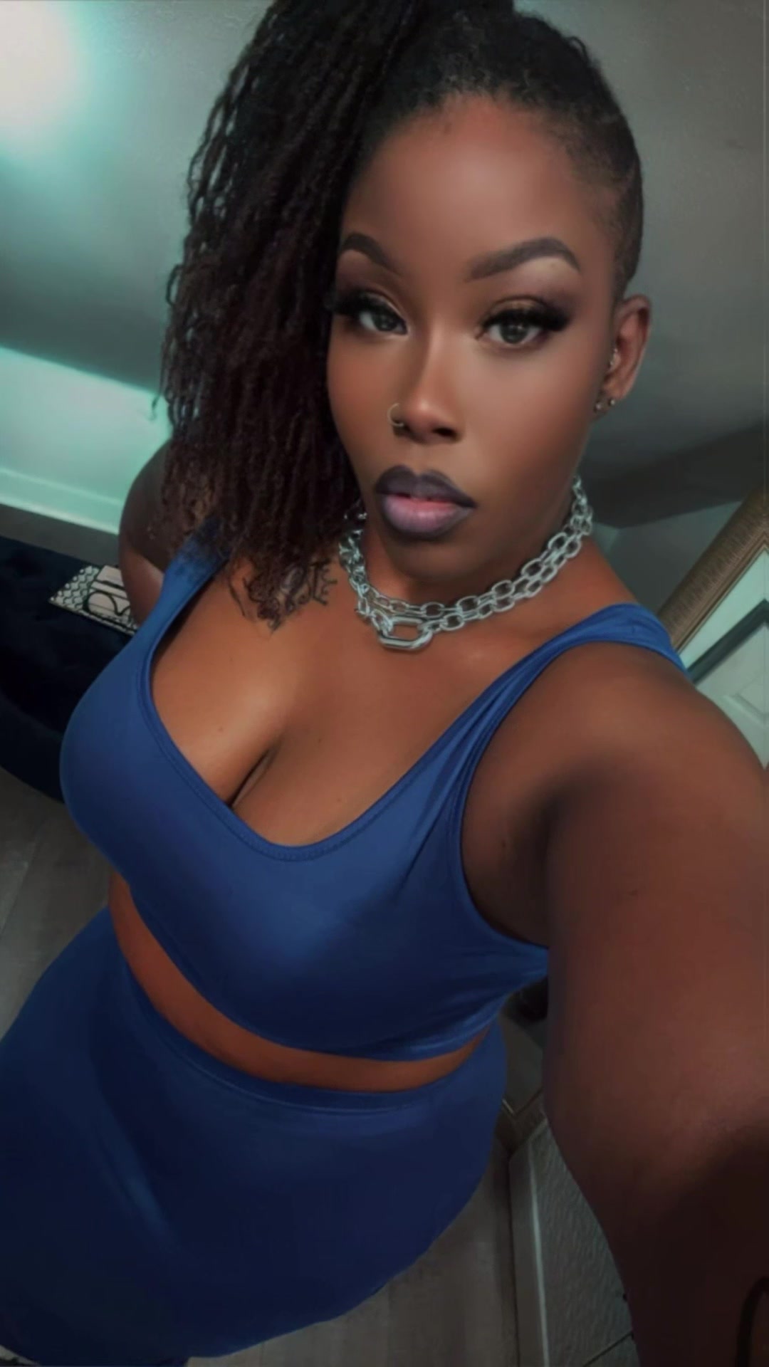 @Unapologetically_Mars