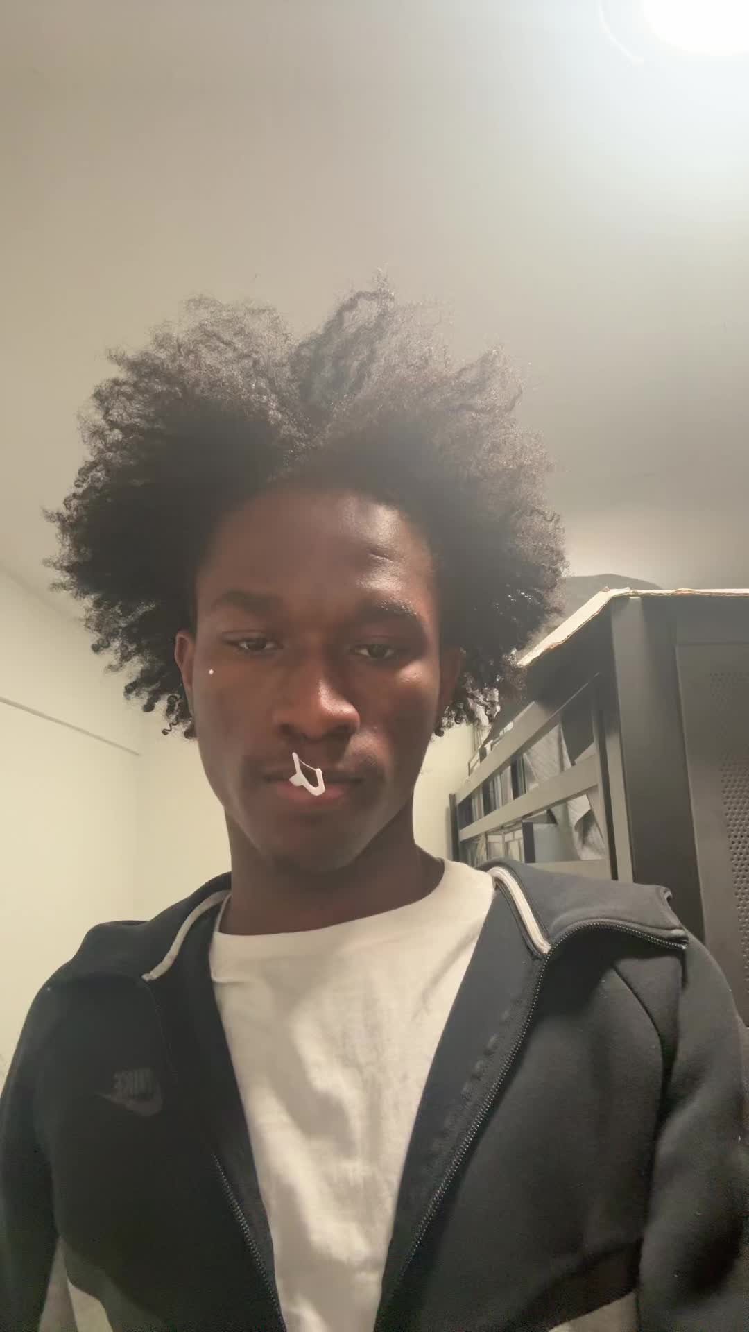@Lil Vkb_zoe