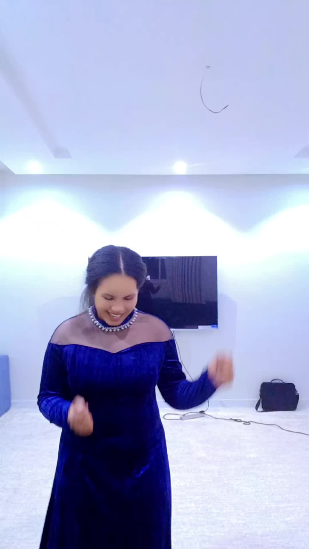 @Kennaa