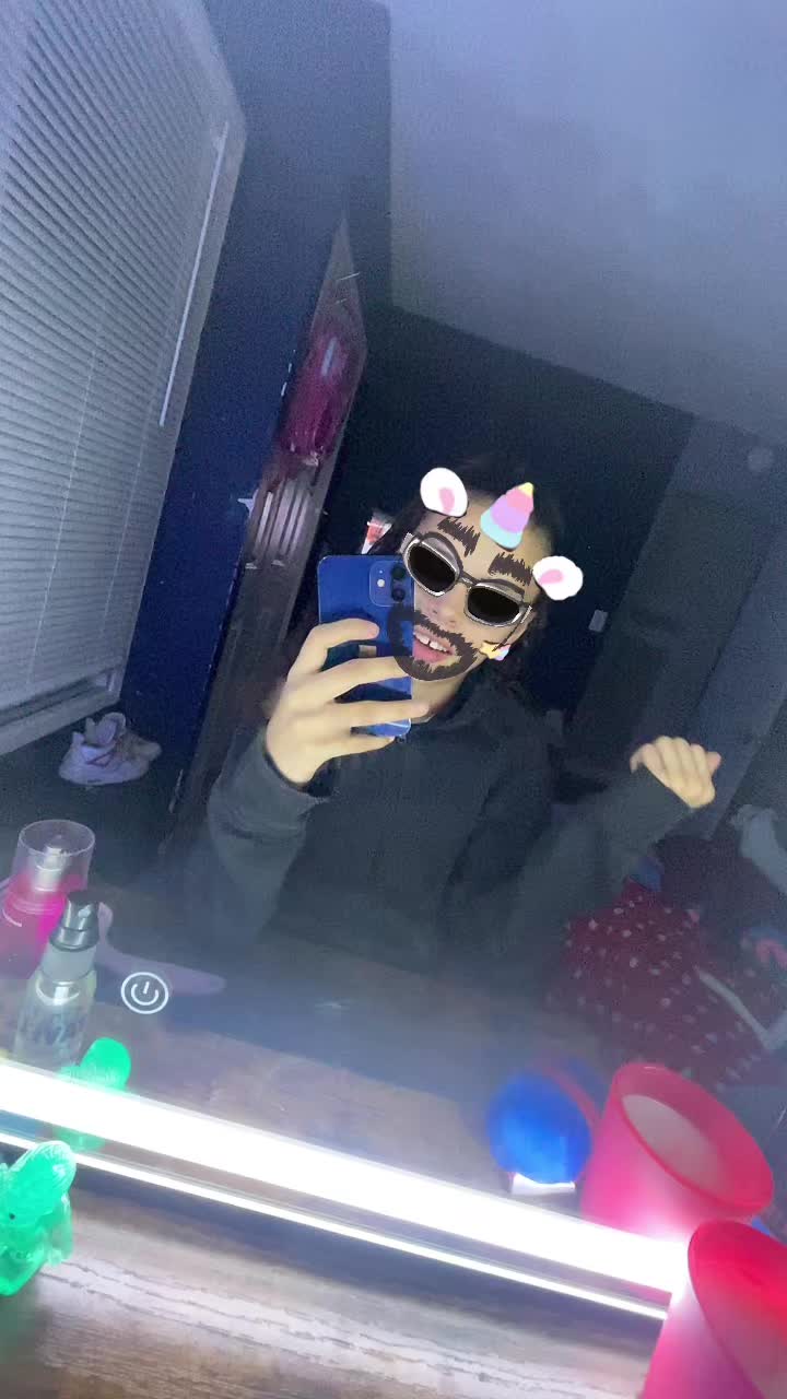 @hollywood_bri4