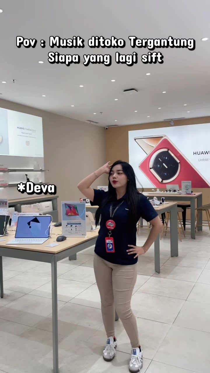 @Huawei Experience Store Botani