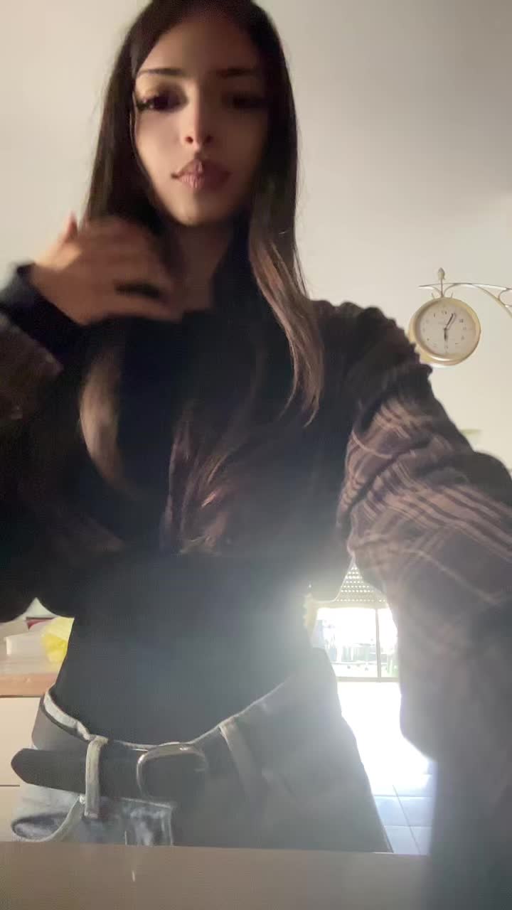 @𝓛𝓲𝓻𝓪𝔃 𖣂