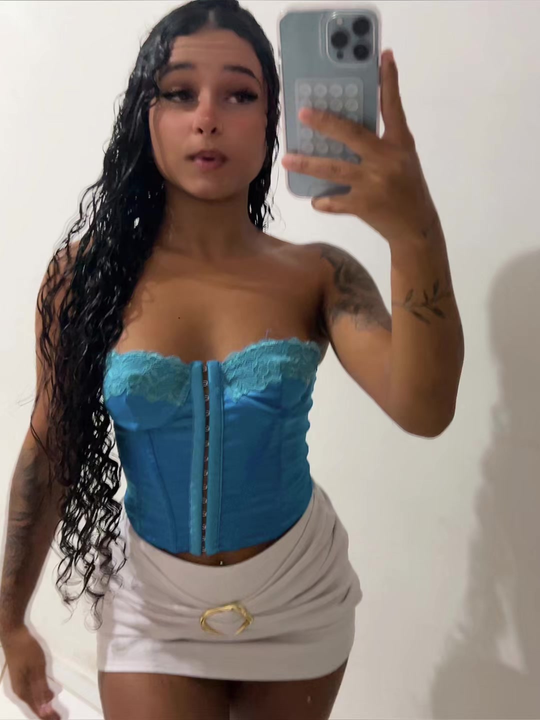 @00_laylinhaa