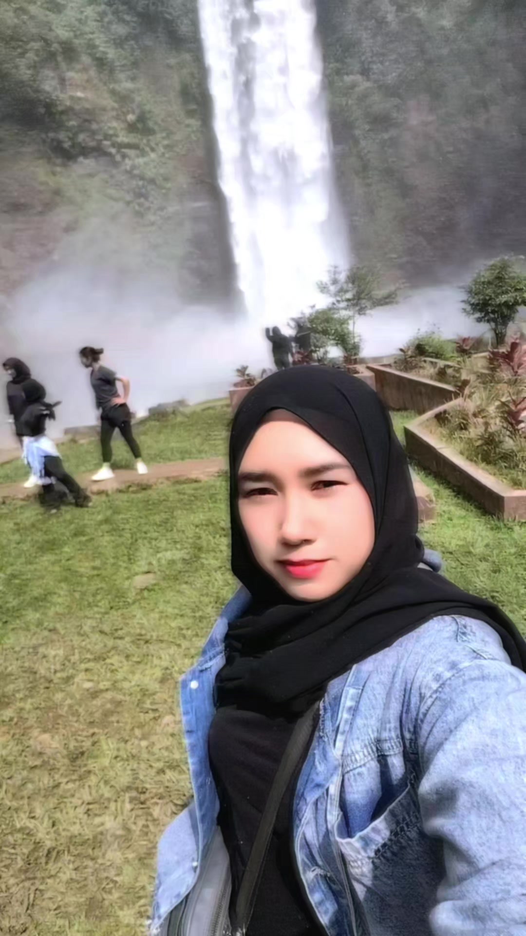 @nhia