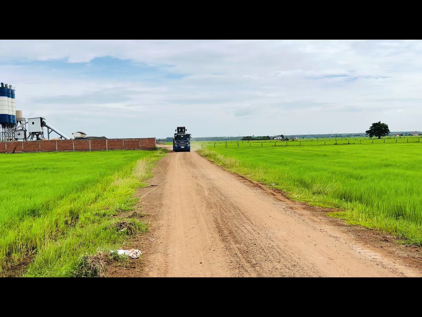 @ប្រូ រាជ 💙