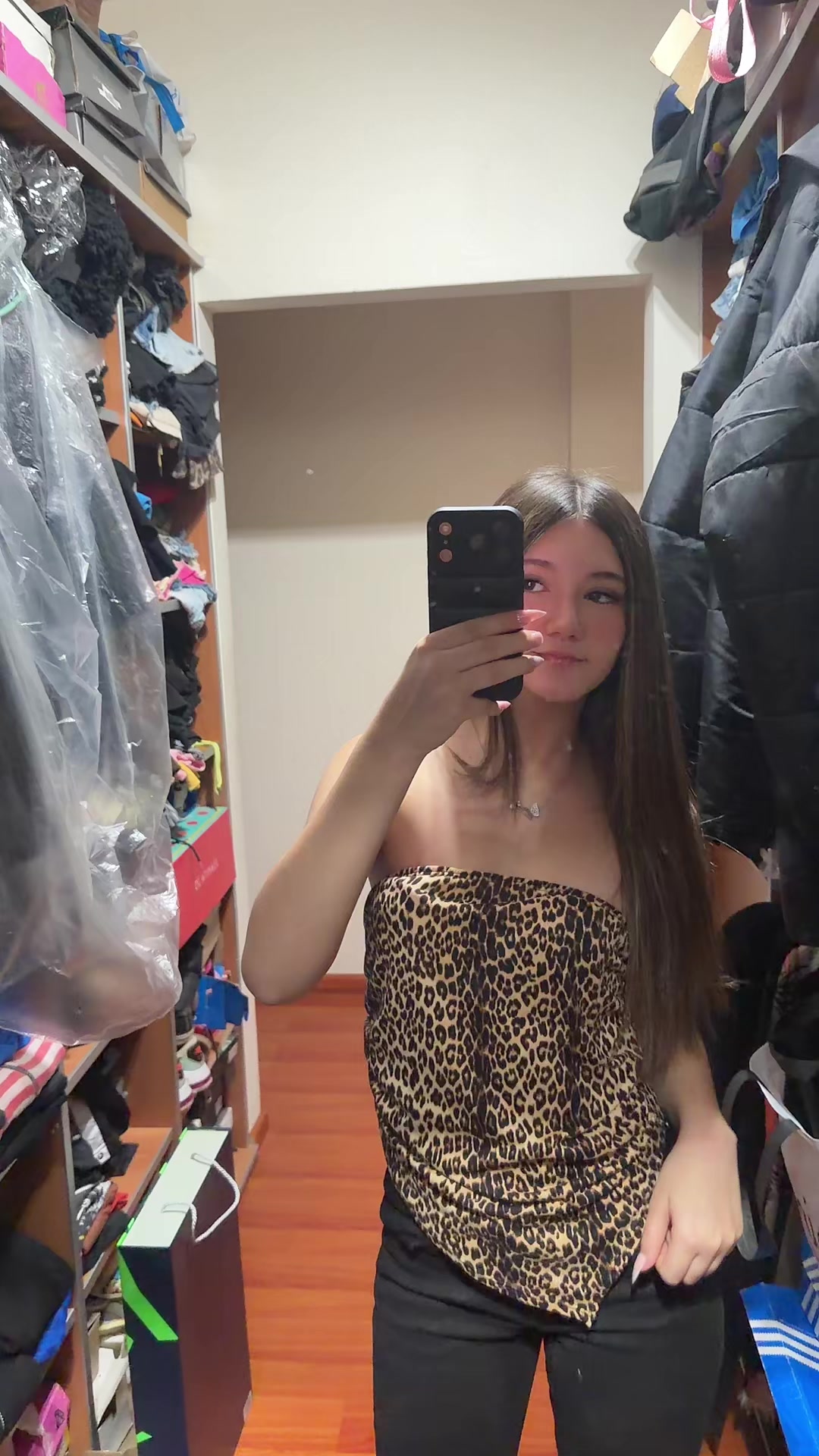 @777