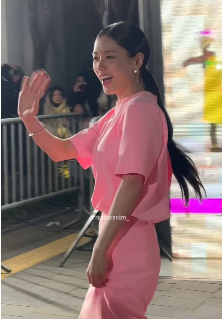 @treasurenim_