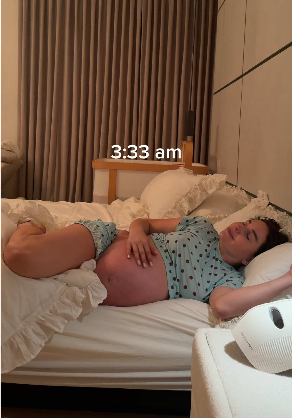 @annatwinsies