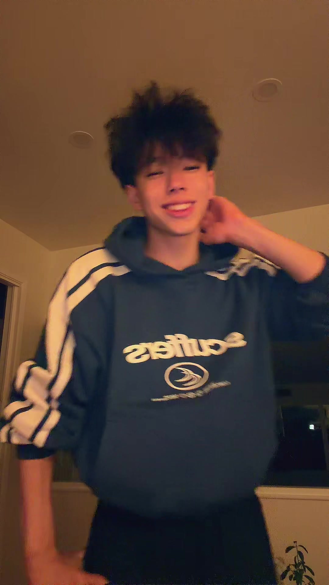 @9