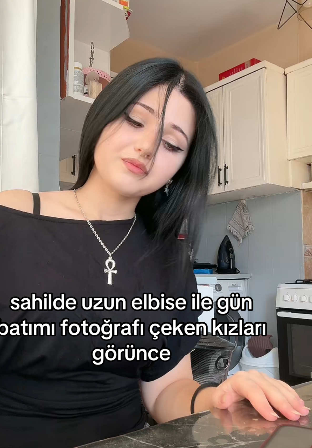 @alminadirenn