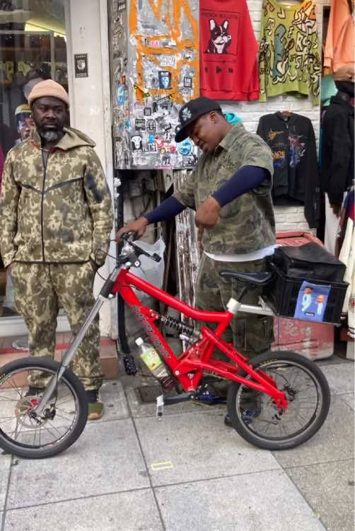 @Uglycycle / アグリーサイクル