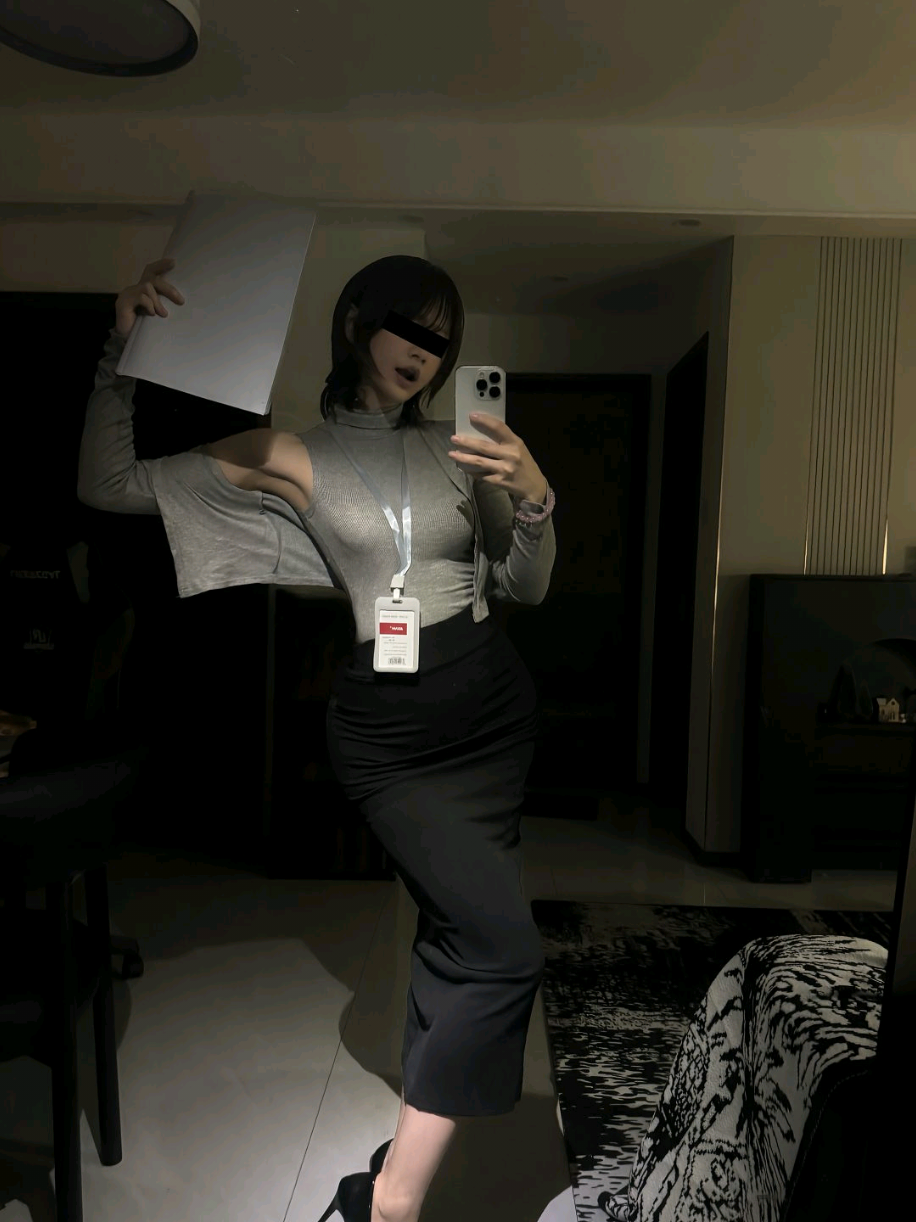 @𝐊𝐍