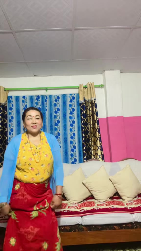 @@gyanu gurung ( konme)🌺