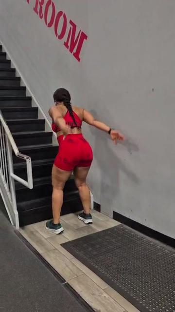 @Iamcassfit