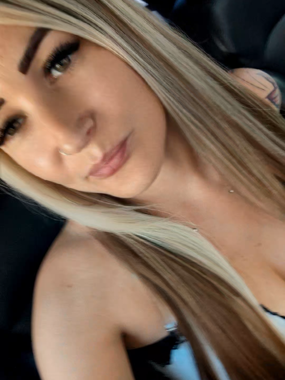 @Cₐₗₗmₑyₒᵤr𝓥𝓪𝓵𝓮𝓷𝓽𝓲𝓷𝓮🖤