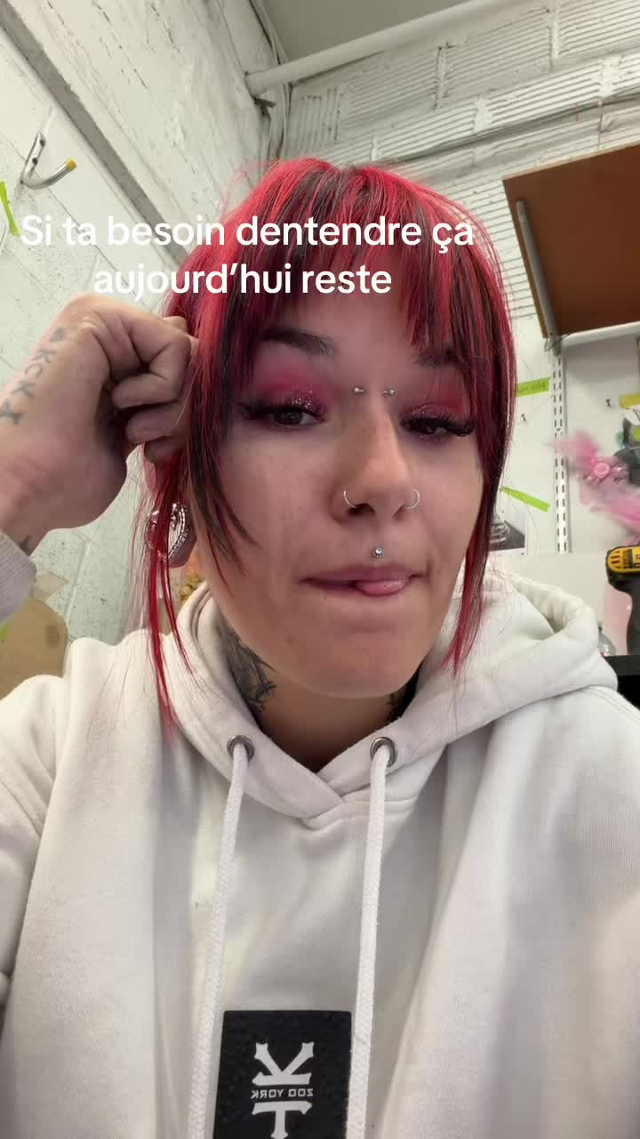 @Umbrae_moon