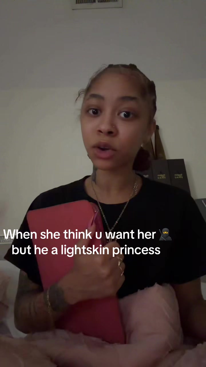 @brattyfindomnii 👸🏽