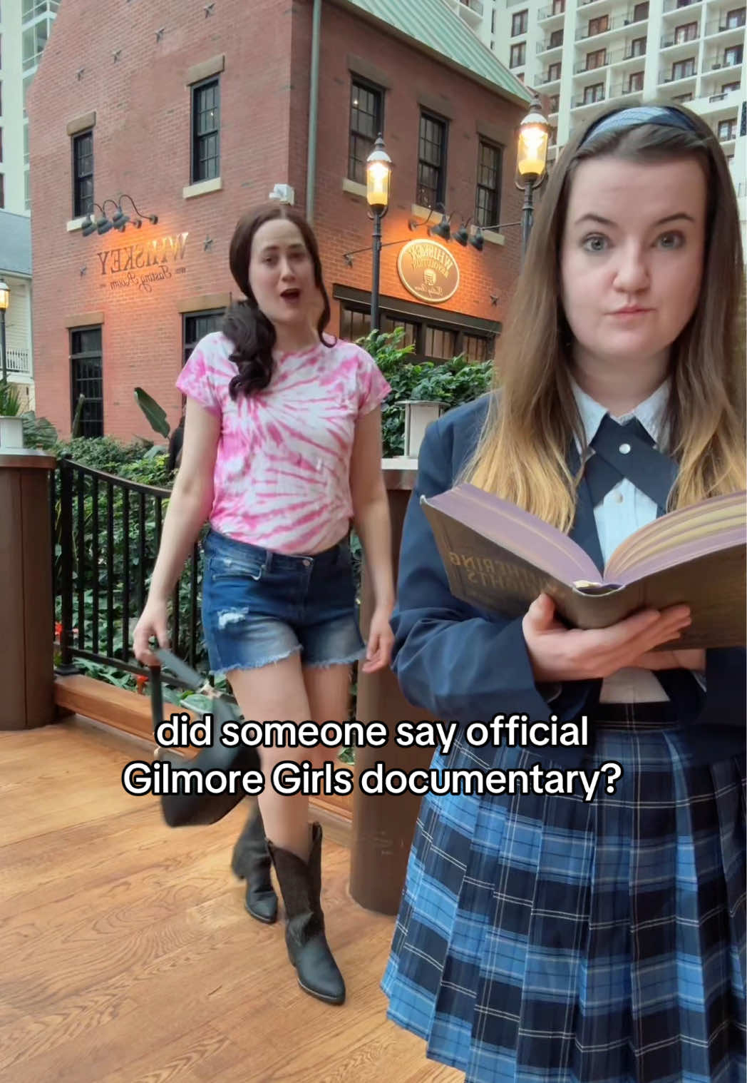 @newyorkcaroline