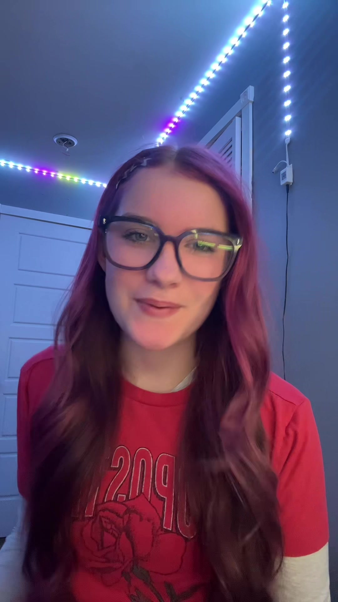 @🐝Raeleigh🐝