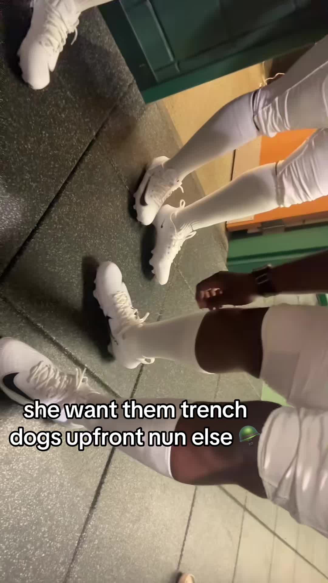 @DJ